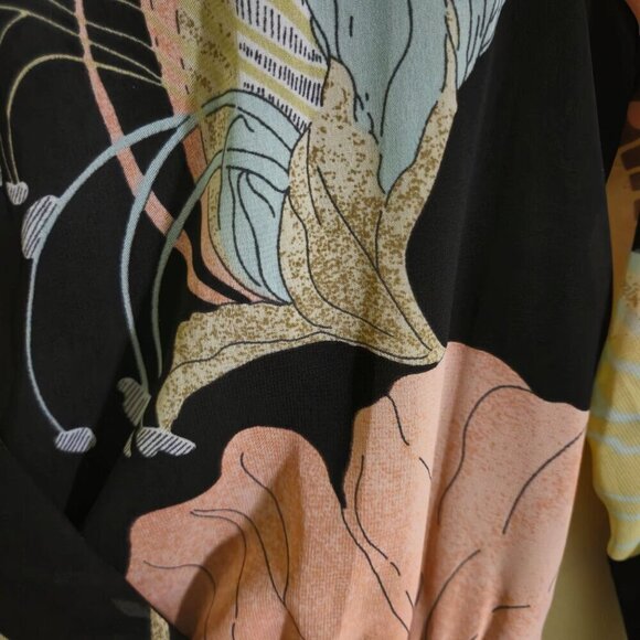 Lulus Wondrous Water Lilies Maxi Dress With Long Sleeves & Floral Print Size S - Picture 8 of 13